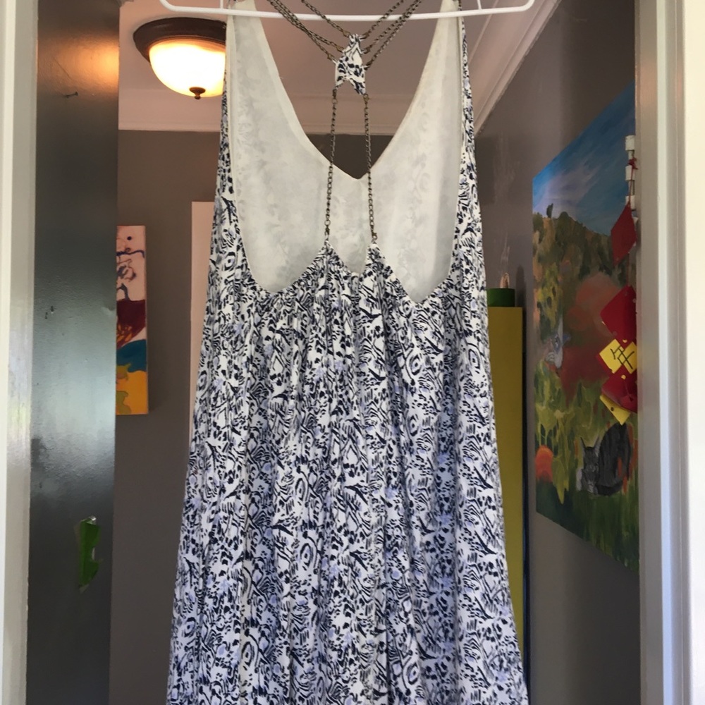 Sundress - Picture 2 of 3